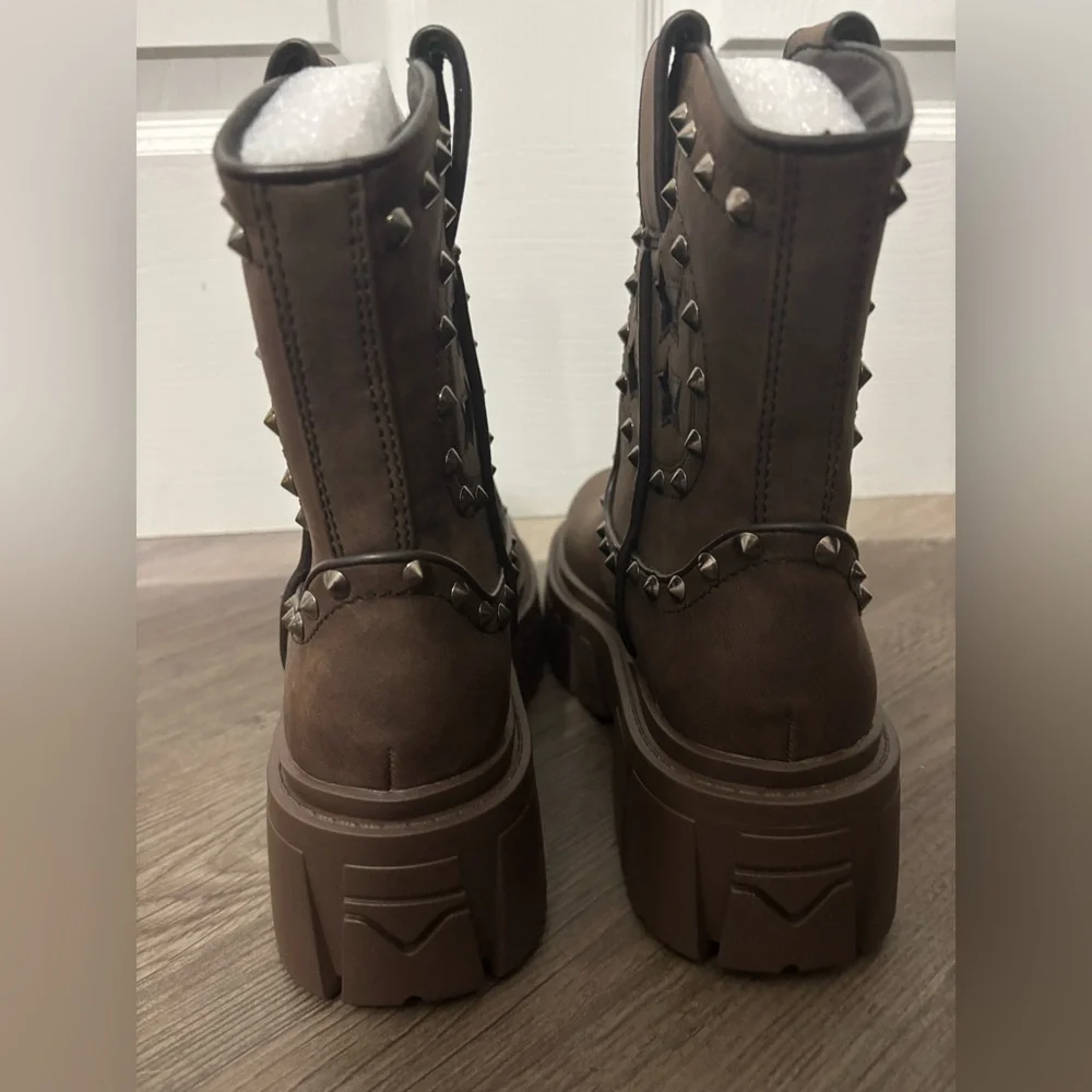 NWOB Dolls Kill / Current Mood Brown Town Ain’t Big Enough Cowboy Boots - Picture 5 of 6